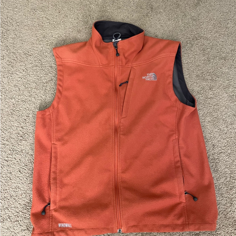 Men’s North Face Vest